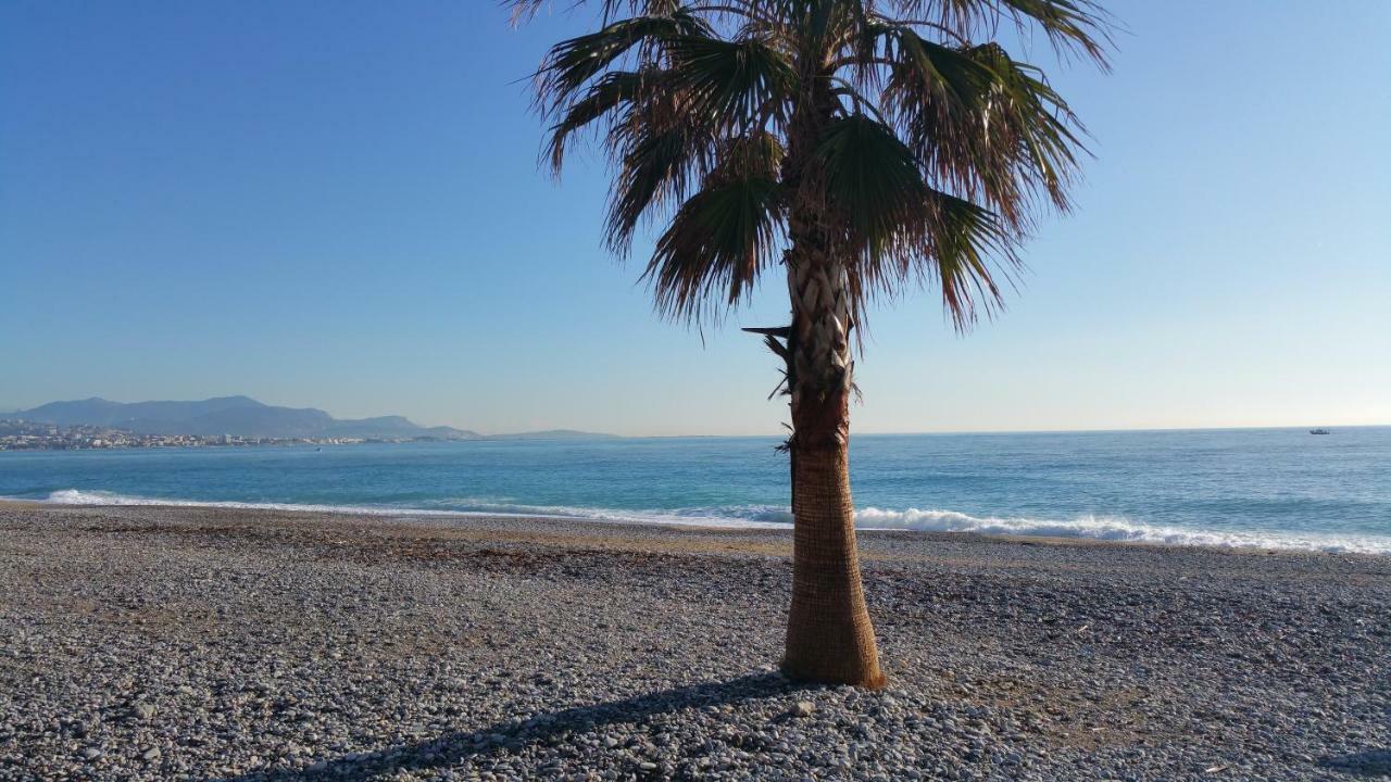 Residence Cap Azur Maison N° 106 Villeneuve-Loubet Buitenkant foto